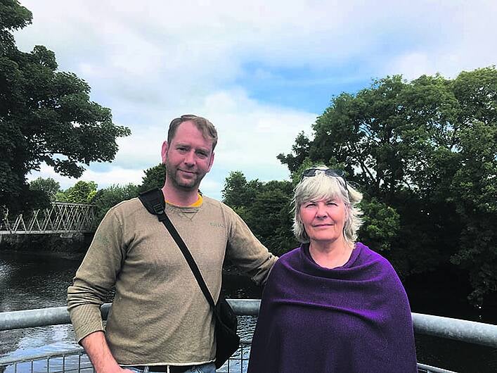 Campaigner visits Skibb to highlight dangers of plastic Image