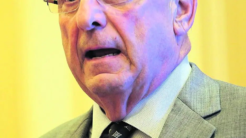 Controverisal US governor LePage is coming to West Cork next month Image