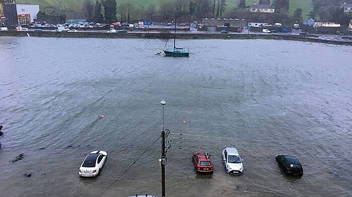 Eleanor's floods, power cuts and blocked roads Image