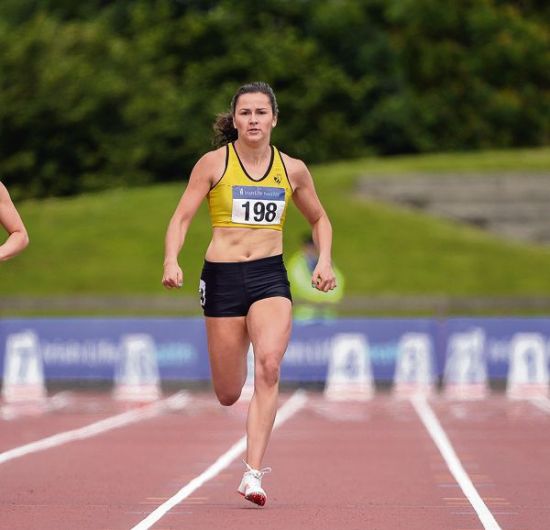 Healy runs world indoor and European standards Image