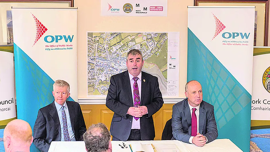Contract signing brings confidence to flood-prone Clonakilty at last Image