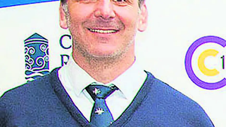Bandon Tou-louse coach to France Image