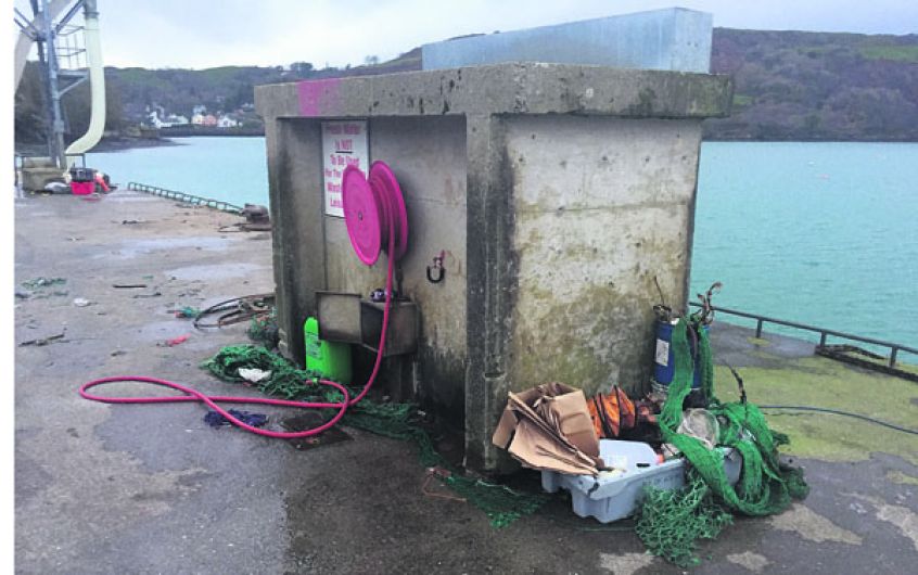 Council blames fishermen for rubbish on Union Hall pier Image