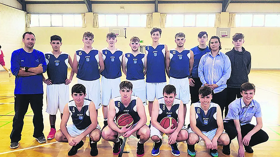 Bantry through to schools' cup quarter-final Image