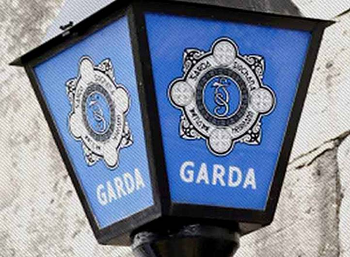 Two men arrested over theft of alloy wheels in Kinsale Image