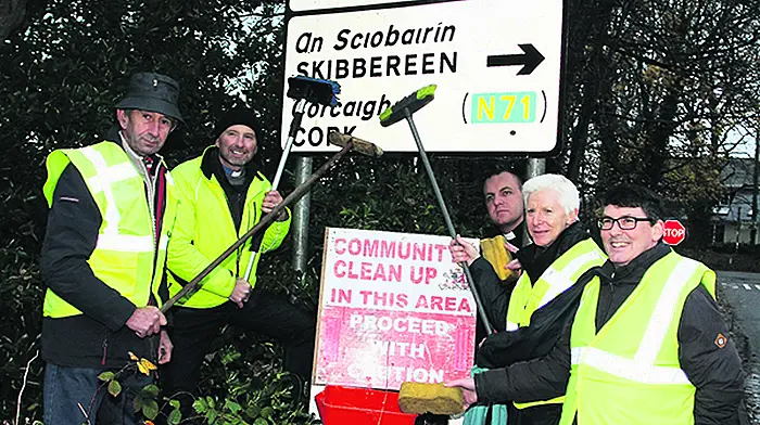 ‘Advent Sign Shine' under way Image