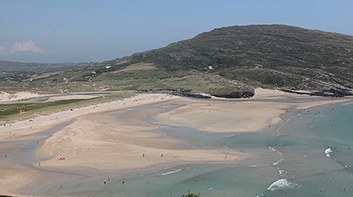 Other counties green with envy as Cork bags 9 blue flag beaches Image