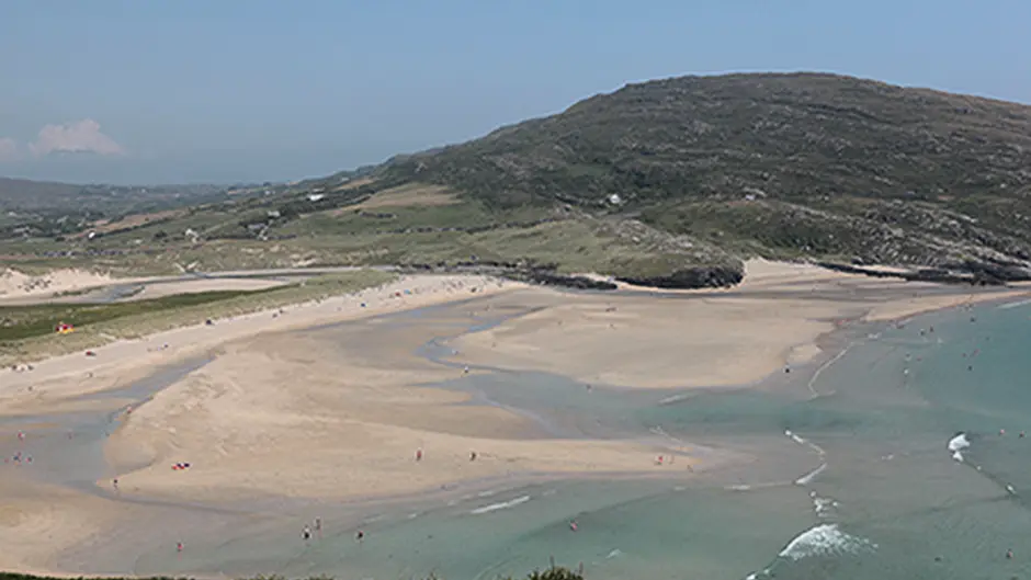 Other counties green with envy as Cork bags 9 blue flag beaches Image