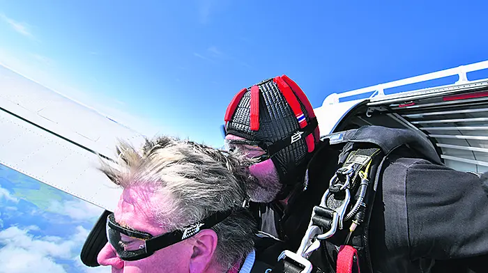 Mayor reaches new heights in parachute jump Image