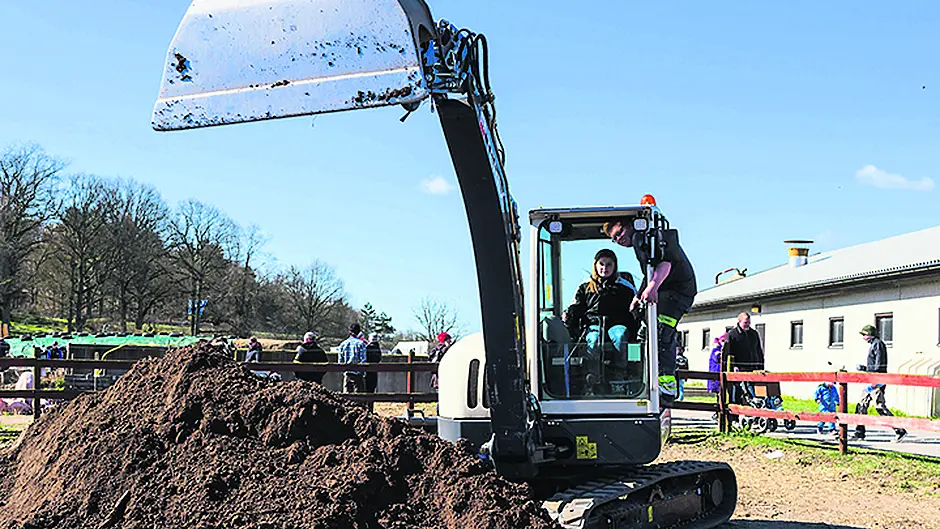 Call-out for more women in machinery operation Image