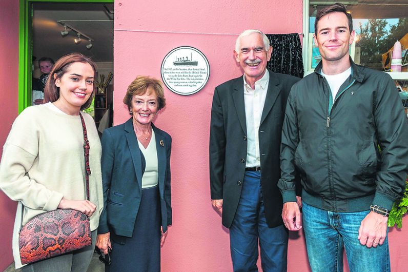 Plaque to mark Titanic ticket office unveiled in Ballydehob Image