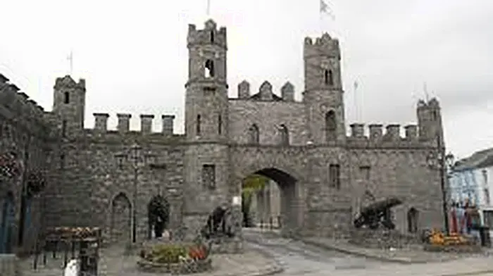 Gardaí renew appeal for witnesses after two elderly women knocked to ground in Macroom theft Image