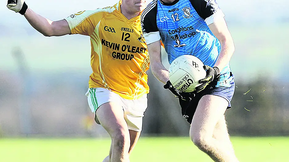 Clon win derby to book spot in semi Image