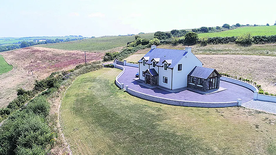 Numbers add up for 2.1 acre home with five-star finish Image