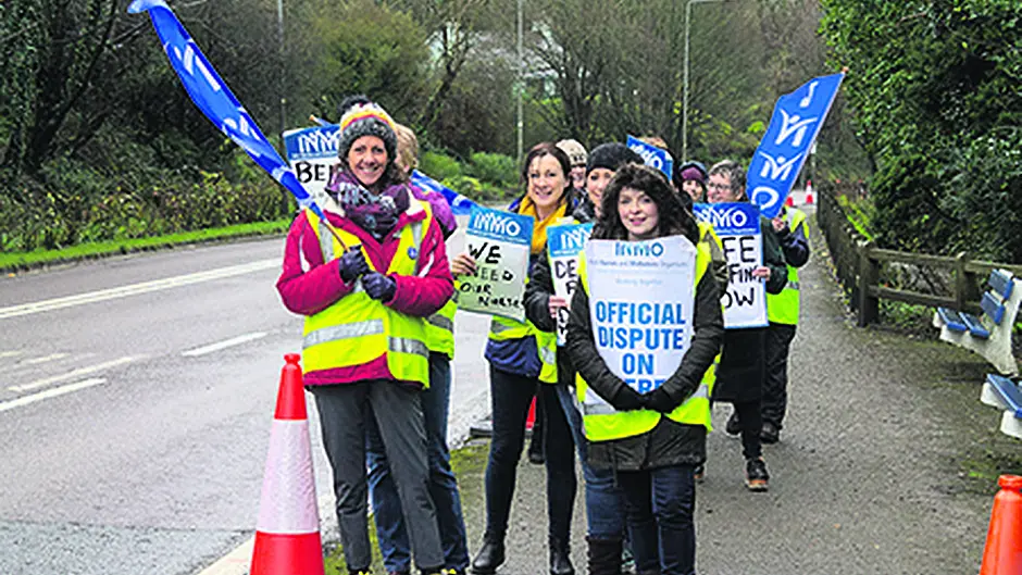 Public offers huge support for nurses on strike as local GPs take protest to Dublin Image