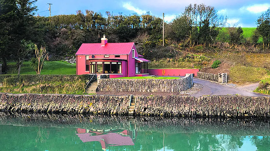 See Red at distinctive Inchydoney period beach lodge Image