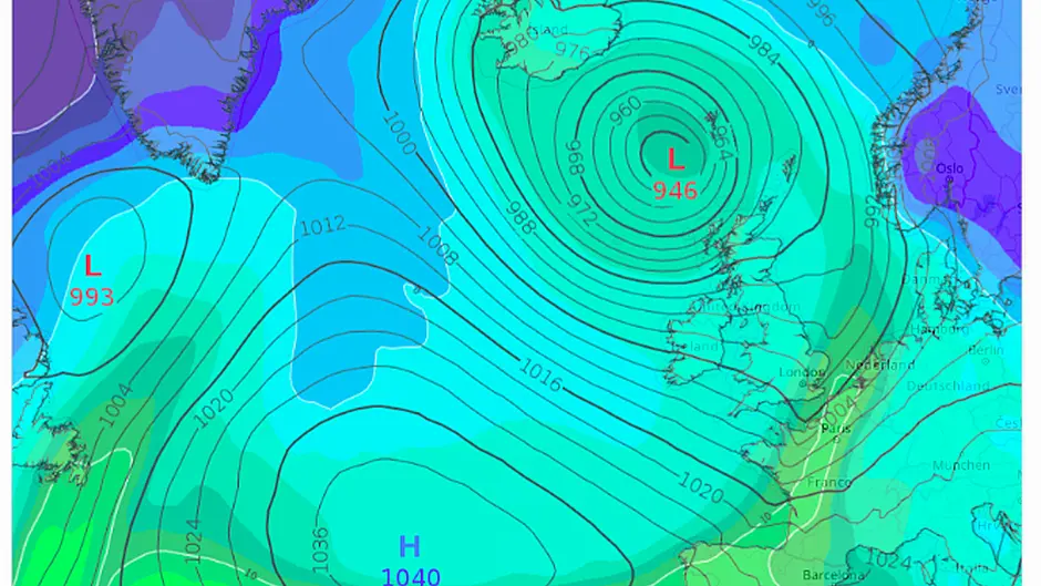 Yellow snow and ice warning issued for entire country in coming days Image