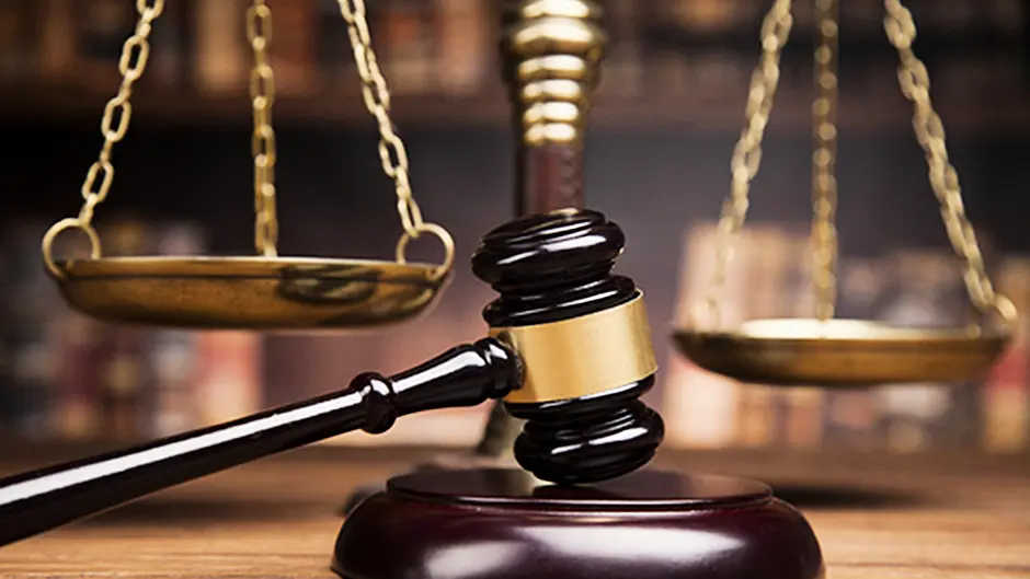 Driver took cash without a taxi licence Image