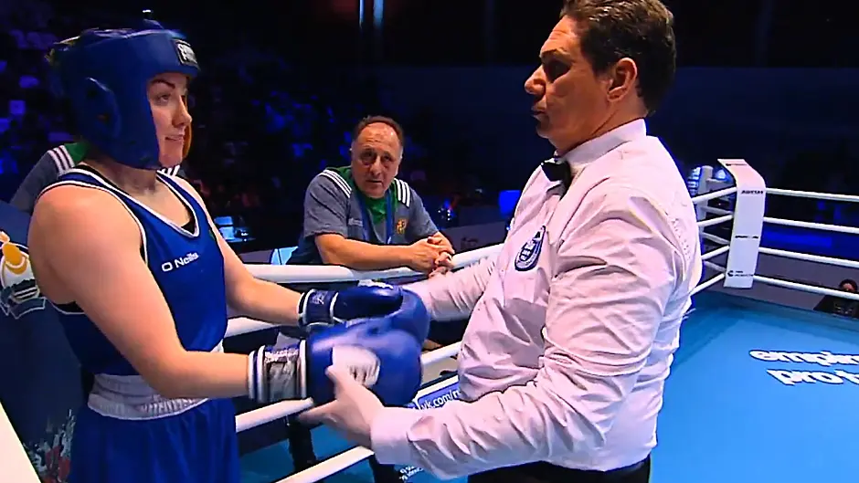 Brave Desmond falls just short in bronze medal bout Image