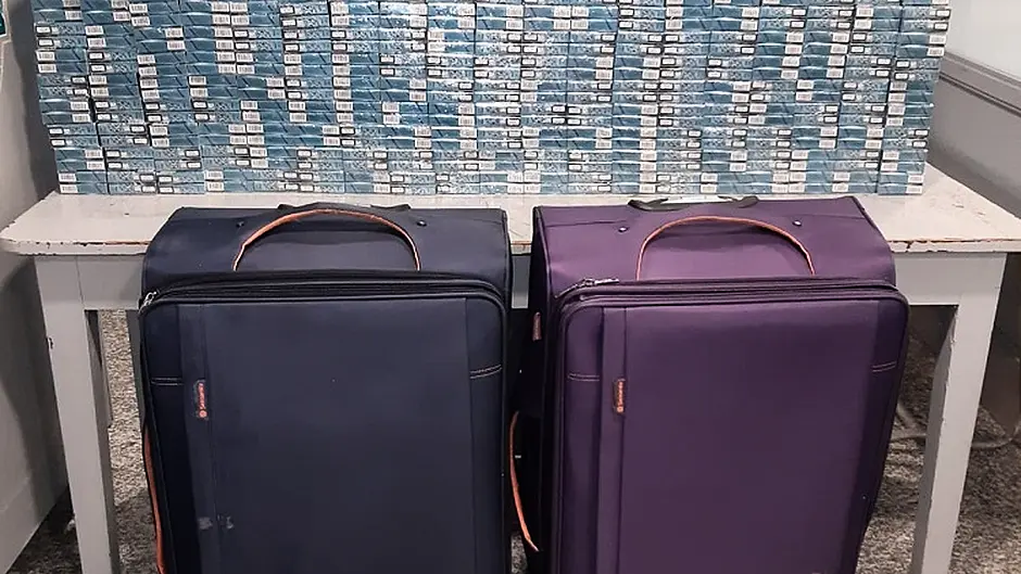 Almost 40,000 cigarettes found in checked-in luggage at Cork Airport Image