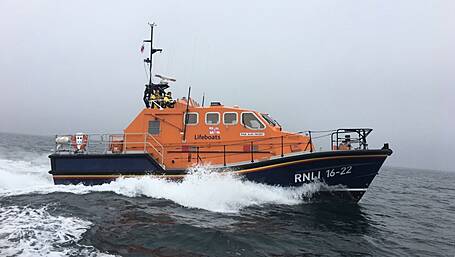 Baltimore RNLI provides assistance to a fishing vessel in difficulty Image