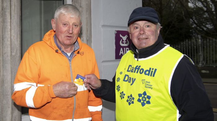 Timmy McCarthy, The Pike (left) supporting Daffodil Day with volunteer Kieran Hegarty in Clonakilty.  (Photo: Martin Walsh)