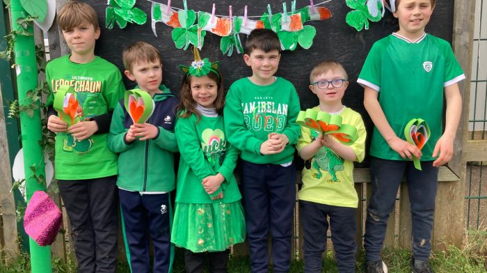 Kai Fleming, Alex Harman, Mila Maerten, Bobby McCarthy, Donal McCarthy and Konrad Diamond enjoying the Seachtain na Gaeilge celebrations in Clogagh National School during their Lá Glas.