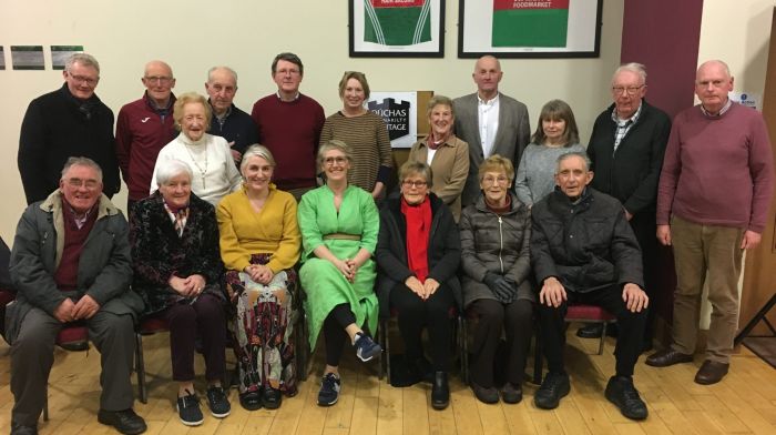 Dúchas Clonakilty Heritage organised an interesting talk on flax growing and the traditional flax industry in West Cork.  Flax expert Kathy Kirwan (seated front centre), delivered the talk to an attentive audience who came from many areas of West Cork, including people who worked directly or had a link with flax in the past. Commercial flax growing in West Cork died out in the late 1950s but thrived during the two world wars and previous centuries. It was a very interactive event with some audience members revealing that they had worked in, or that their ancestors had operated flax mills. Among them were (front row): Barry Deane, Drimoleague; Maura Cal and Cróna McCarthy, whose ancestors ran Bealad Flax Mill; Gretta O’Donovan and her sister Nola, whose father operated Connonagh Flax Mill and Michael O'Sullivan, Rosscarbery, originally from Reenascreena, whose father was a flax inspector. At the back are Dúchas committee members Don Hill, Seán Brennan, Noreen Minihan, Michael O’Mahony, Fachtna McCarthy, Rachael Cronin, Barbara McGuirk, Tim Feen, Marian O’Leary, Michael O’Sullivan and Cionnaith Ó Súilleabháin.