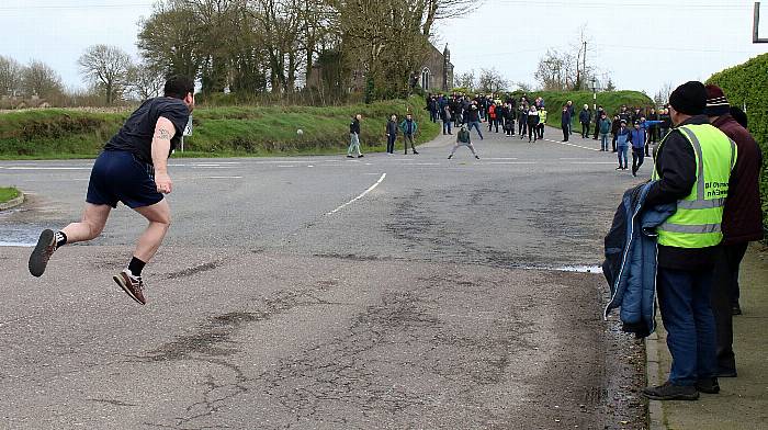 Noel O’Donovan finishes with a flourish to win title Image