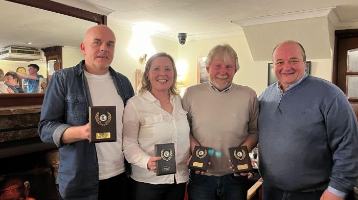 Team Tierney was the winning team in the Enniskeane camogie club’s pub quiz which was held in the Olympic Tavern in Ballineen on Saturday night. From left: 

Dave Tierney, Mary Kelleher -Tierney and Eddie Carroll with Jerry Hennessy, proprietor and sponsor of the prizes. Hannah Tierney was missing from the photo.