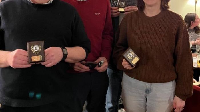 Team O’Flaitheartaigh (from left) Jim Kilduff, Gerard Crowley, Dolores Crowley and Daithí Fallon, all from Innishannon, were the runners up at the Enniskeane camogie club’s pub quiz.