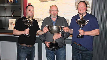 CARBERY ROAD BOWLING: Darren O’Brien and Kieran Shannon star in O’Sullivan/Keating Cup final Image