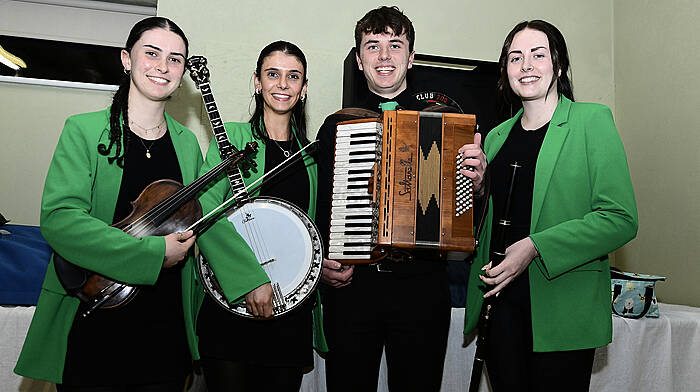 Clann na nGael on All-Ireland Scór trail in Killarney Image