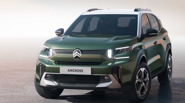 Citroen reveals glimpse of the new C3 Aircross Image
