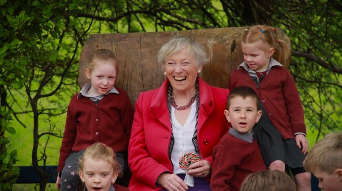 Meghan Young, Ella Jennings, Ailbhe O'Driscoll, David Gumeniuc and Isabelle Mockler with Éanna Ní Lamhna.    (Photo: Kenneth McCarthy)