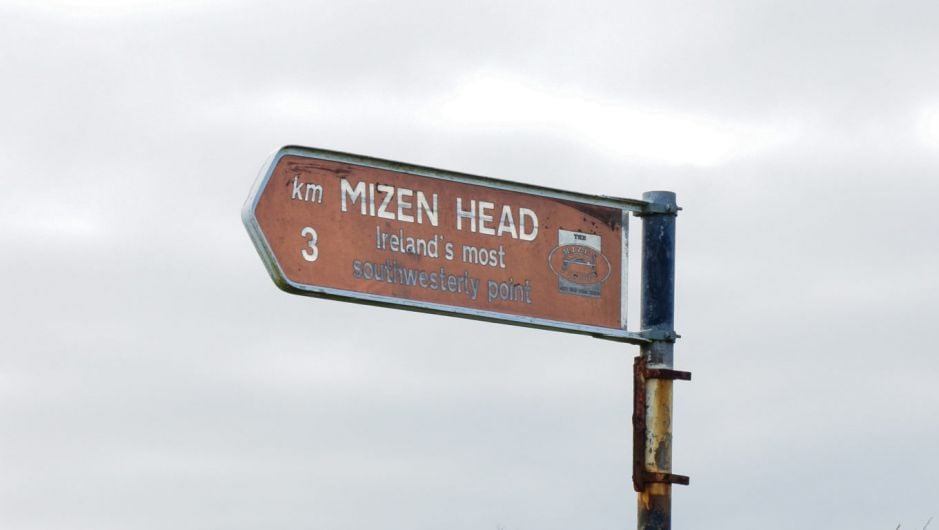 Three-times-a-day bus  from Baltimore to Mizen  Image