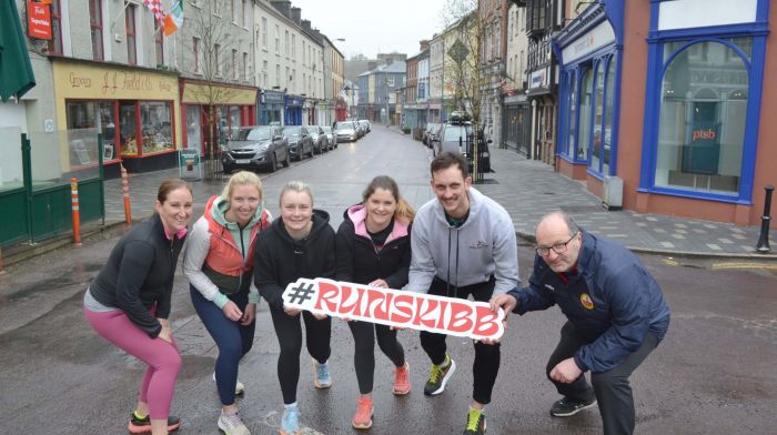 Organisers of Run Skibb half marathon and 10k, which will be held on Sunday July 14th, are Maria Holmes, Christine Fitzgerald, Grace O'Mahony, Rachel O'Regan, Jonathan Davis and Gearoid McCarthy. The organisers are looking for volunteers and marshals to help with the event on the day.  (Photo: Anne Minihane)