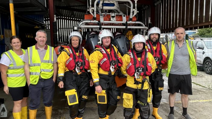 BREAKING: Yacht caught in lobster pots after losing power near Glandore Image