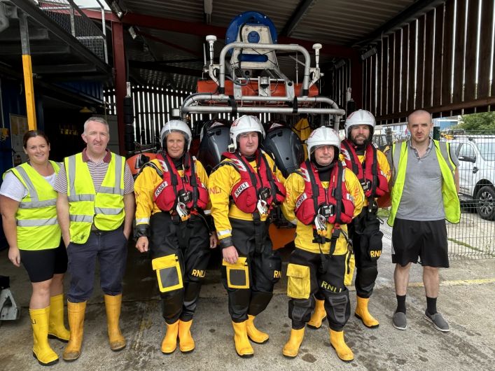 BREAKING: Yacht caught in lobster pots after losing power near Glandore Image