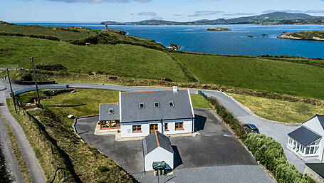 HOUSE OF THE WEEK: Four-bedroom home outside Schull on market for €550,000 Image
