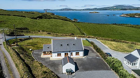 HOUSE OF THE WEEK: Four-bedroom home outside Schull on market for €550,000 Image