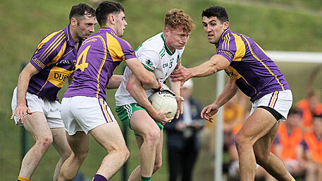 Carbery can’t keep up with in-form Chris Óg Jones Image