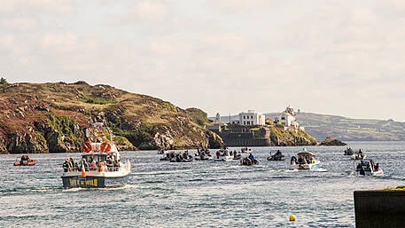 Star article prompts Crookhaven’s ‘parade of boats’ to lighthouse Image