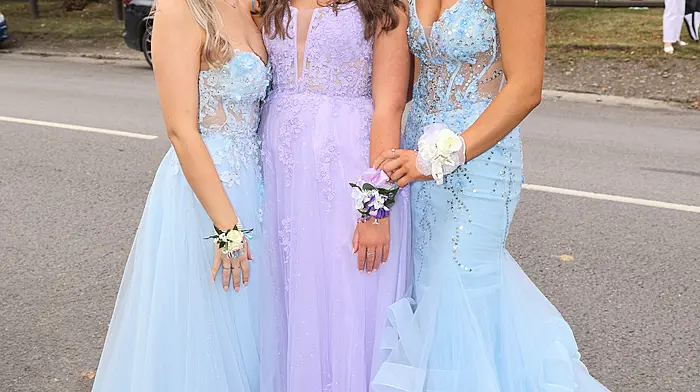 Pictured at the Coláiste Na Toirbhirte Debs are Roisin Curtin, Orla O'Driscoll and Louise Carlton. (Photo: Denis Boyle)