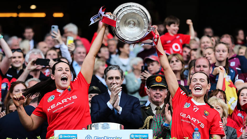 Champions Cork dig deep to defend their All-Ireland title Image