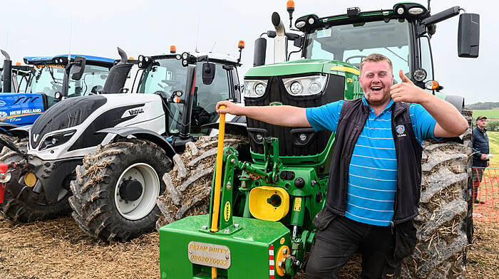 Oisin McCarthy from Carrigaline took part in the tractor pulling with a John Deere 6175R at the Ahiohill Vintage Club’s harvest working day in Lisnacunna, Enniskeane which was held on the lands of Niall and Walter Helen. (Photo: David Patterson)