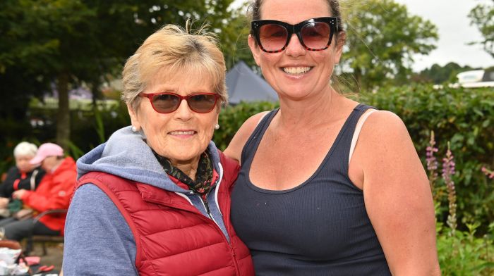 Local ladies Gretta O’Donovan and Louise Kingston having a chat in Kennedy Park. (Photo: Martin Walsh)