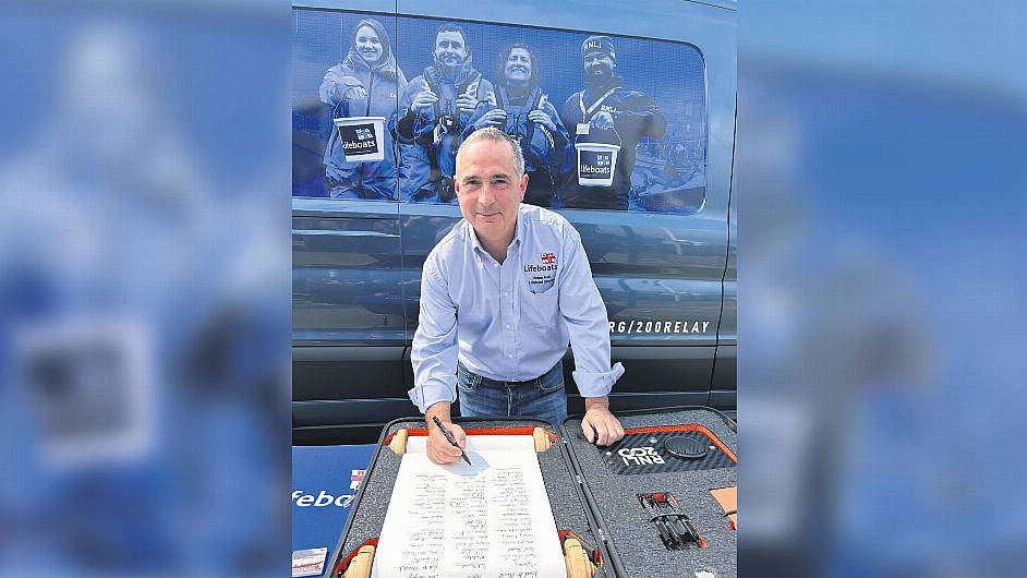 RNLI scroll bearing pledge arrives into Union Hall Image