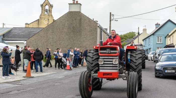 Colum McCarthy (Ballygurteen) driving a
Massey Ferguson 178 at the Ballygurteen
tractor, truck, car and bike run. (Photo: Gerard McCarthy)