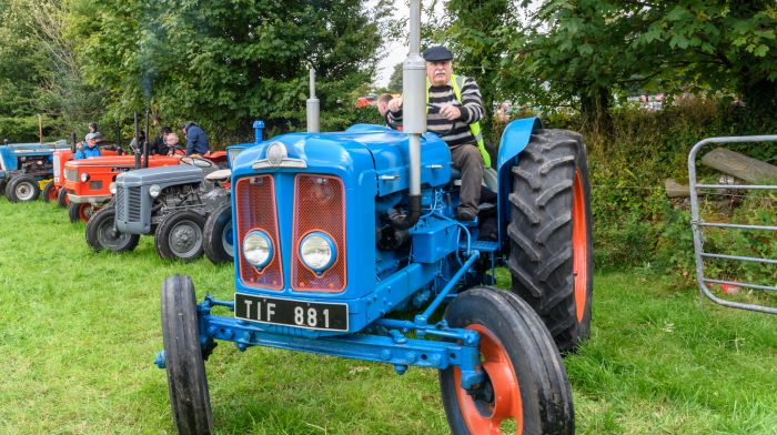 Pat Joe Connolly (Rossmore), driving a 1961 Super Major, led the convoy of tractors at the Ballygurteen tractor, truck,
car and bike run which started in Rossmore and was in aid of the 2D Haematology Ward at CUH and the Bone Marrow for
Leukaemia Trust. (Photo: David Patterson)